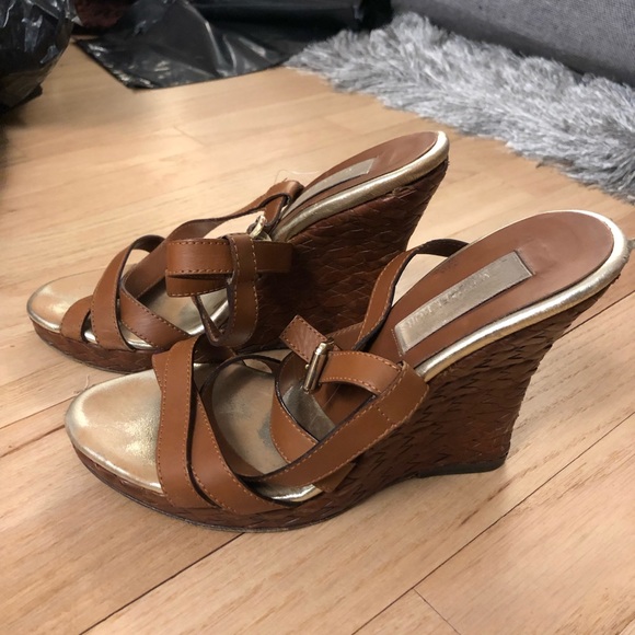 Shoes - Picture 2 of 3